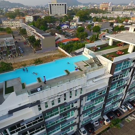 Modern Thai Suites Phuket Екстериор снимка