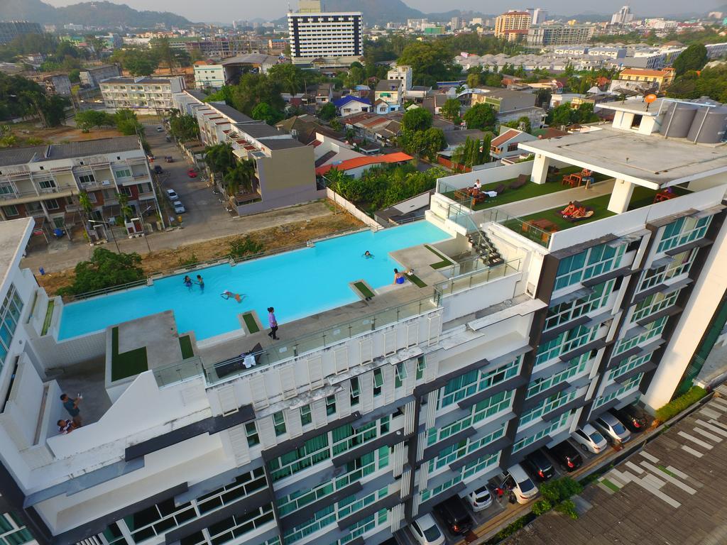 Modern Thai Suites Phuket Екстериор снимка