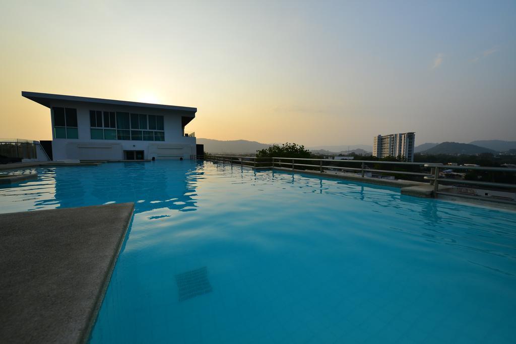 Modern Thai Suites Phuket Екстериор снимка