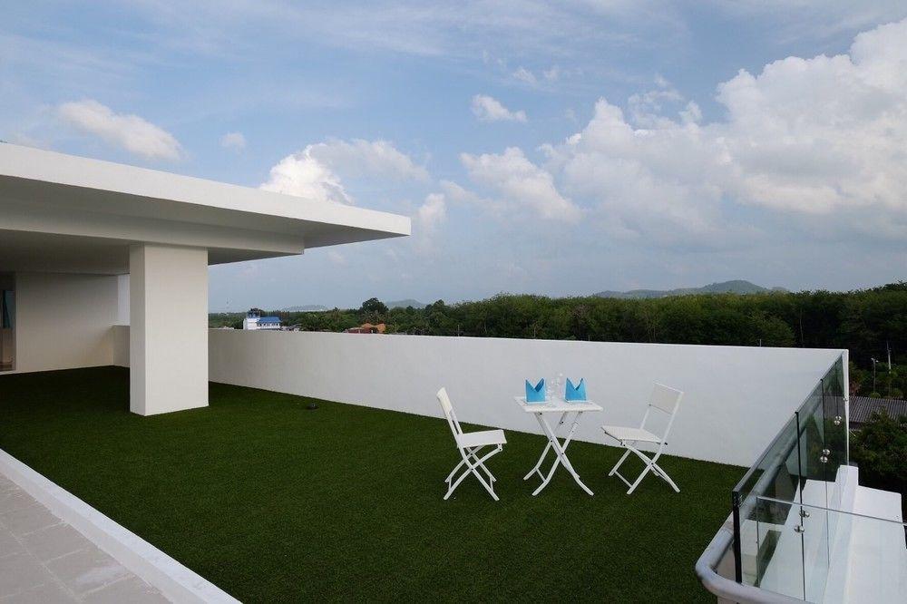 Modern Thai Suites Phuket Екстериор снимка