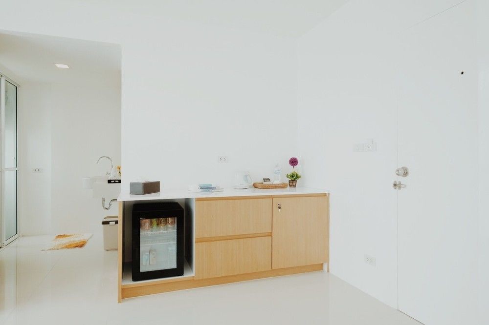 Modern Thai Suites Phuket Екстериор снимка
